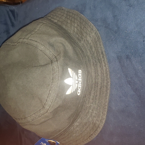 adidas Other - New Adidas bucket hat ...osfm